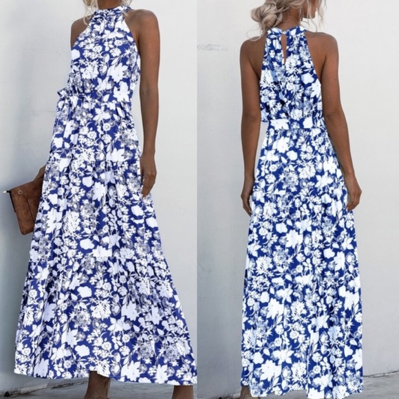 Dresses & Skirts - Boho floral halter maxi dress